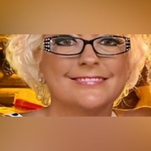 Meet your Posher, Sherry